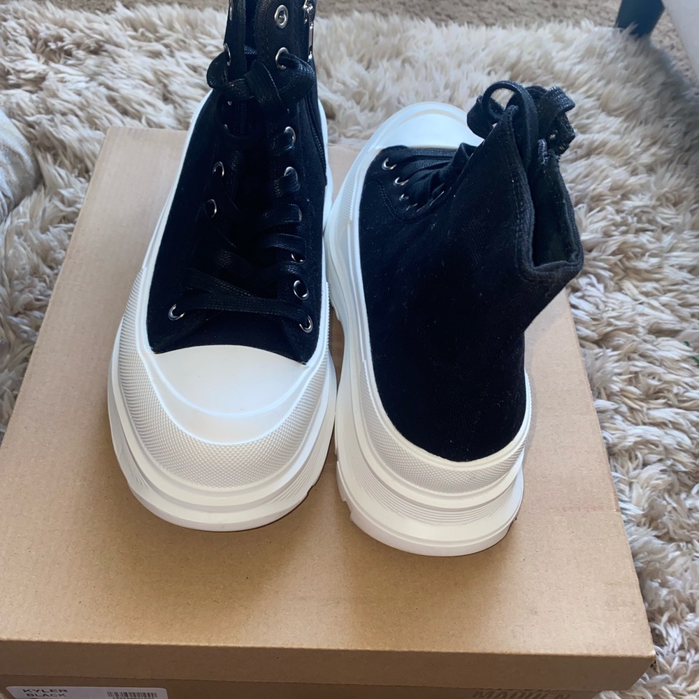 Steve Madden Kyler Boot